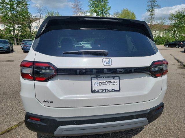 new 2025 Honda Pilot car, priced at $46,113