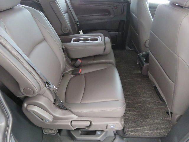 used 2024 Honda Odyssey car, priced at $40,416