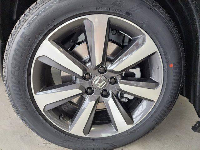 new 2025 Honda Pilot car, priced at $51,292