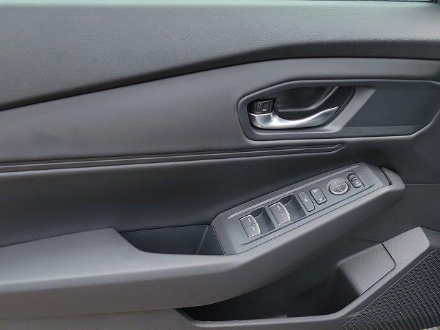 new 2025 Honda Accord car, priced at $32,049