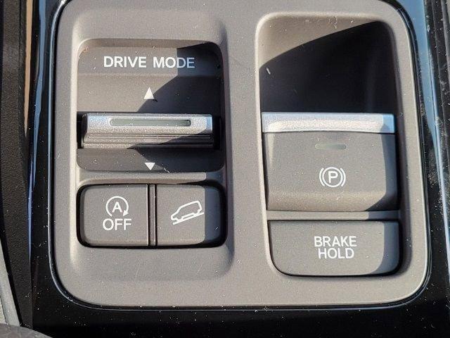 new 2025 Honda Pilot car, priced at $51,048