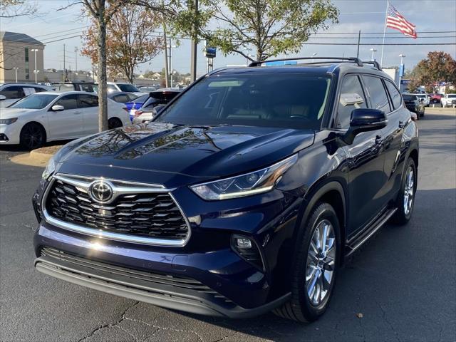 used 2020 Toyota Highlander car, priced at $32,200