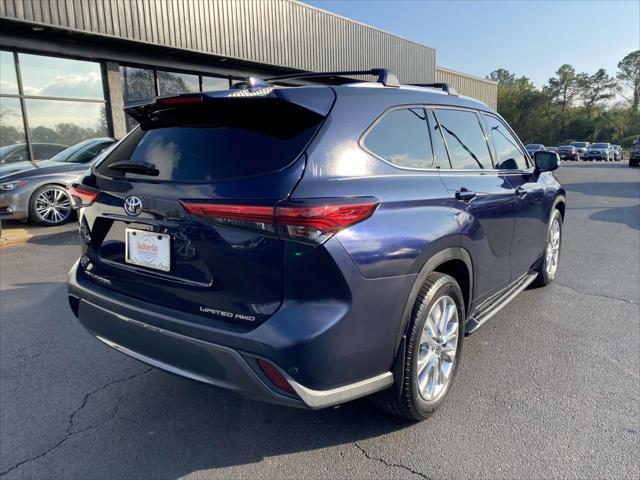 used 2020 Toyota Highlander car, priced at $32,200