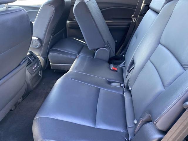 used 2022 Honda Pilot car, priced at $30,900