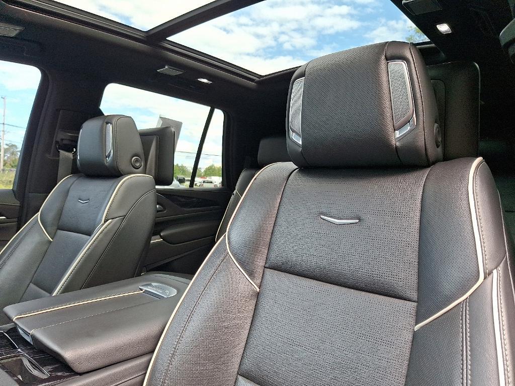 used 2022 Cadillac Escalade car, priced at $63,995