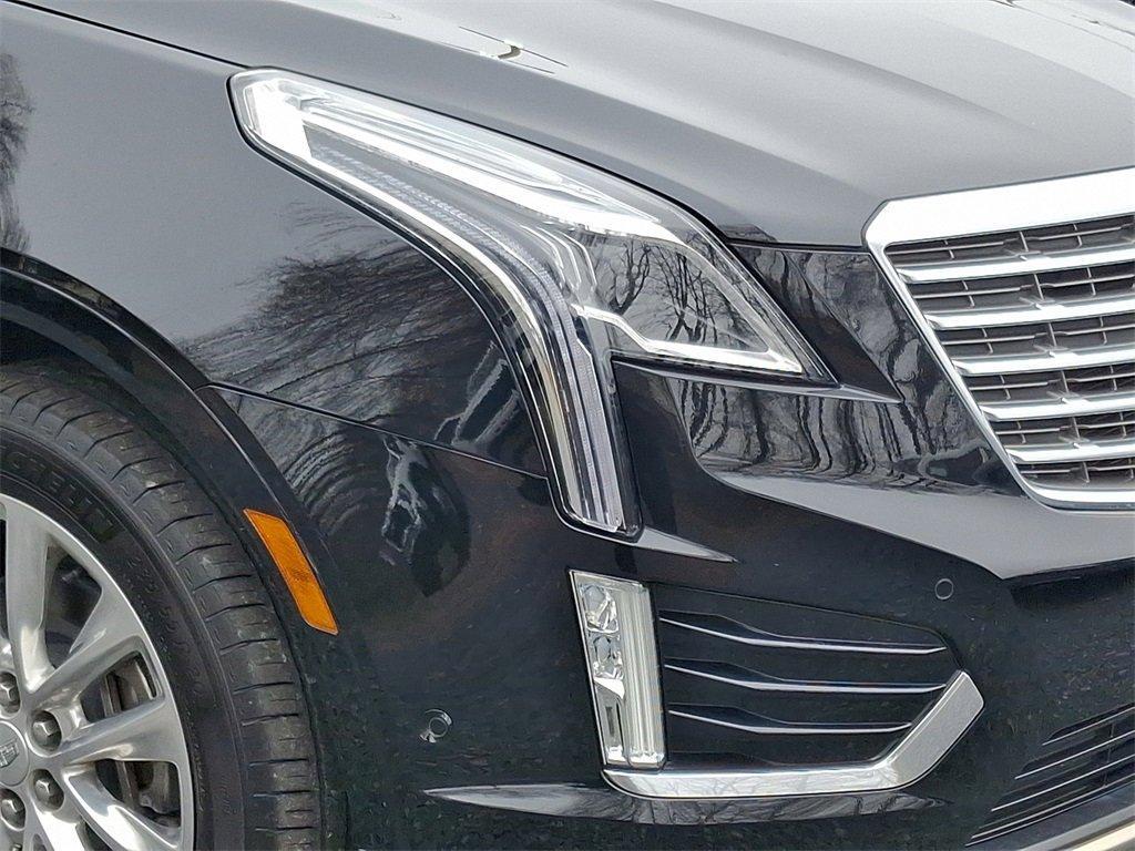 used 2019 Cadillac XT5 car, priced at $26,995