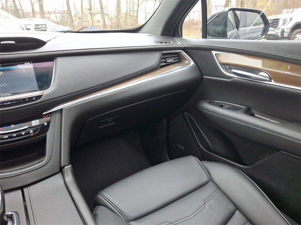 used 2019 Cadillac XT5 car, priced at $26,995