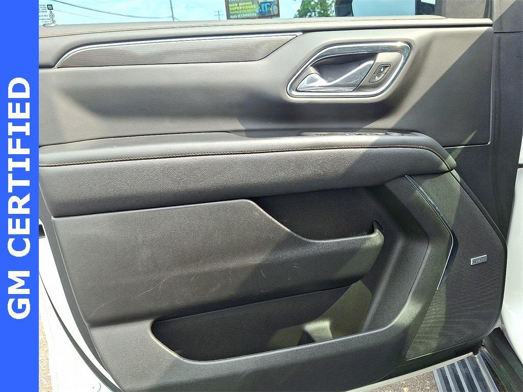 used 2023 GMC Yukon car, priced at $59,556