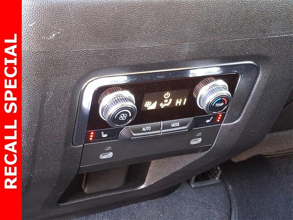 used 2023 GMC Yukon car, priced at $60,999