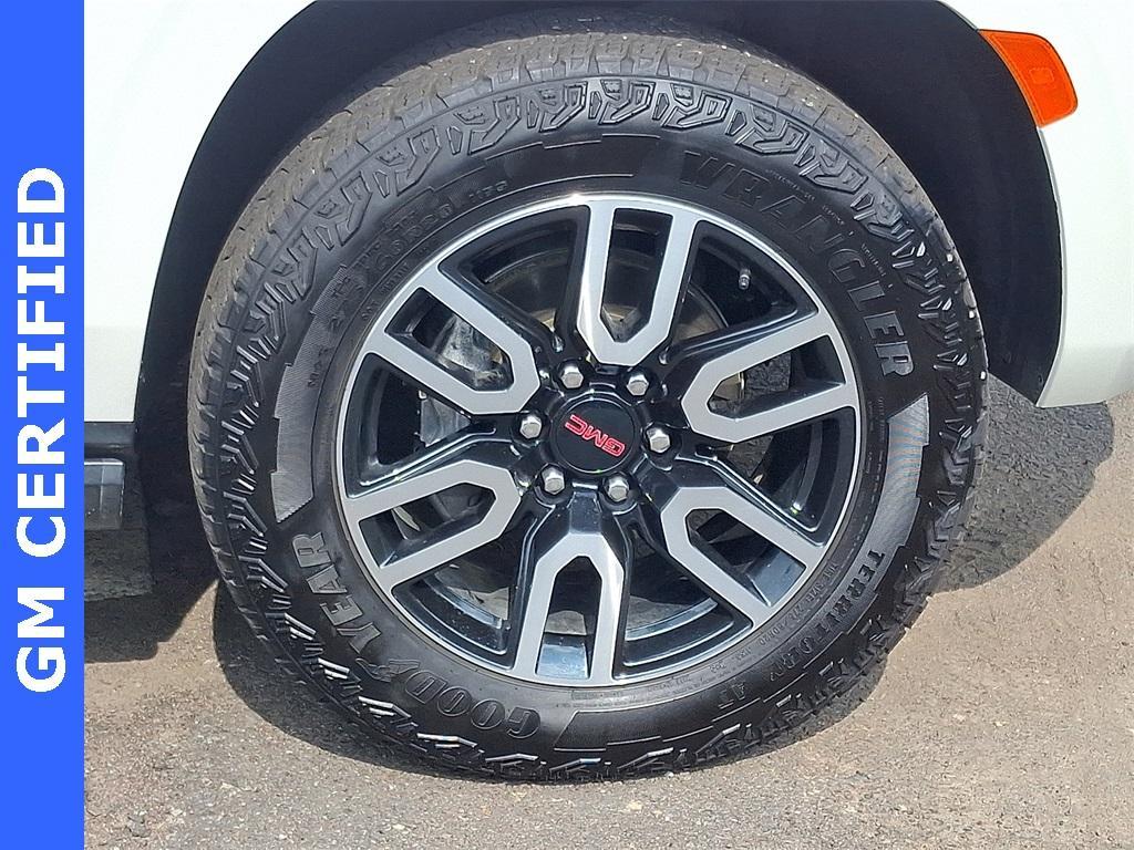 used 2023 GMC Yukon car, priced at $59,556