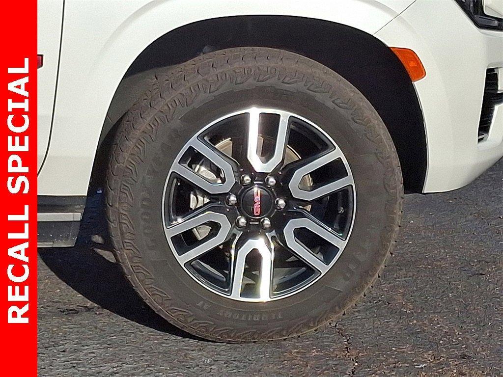 used 2023 GMC Yukon car, priced at $59,999