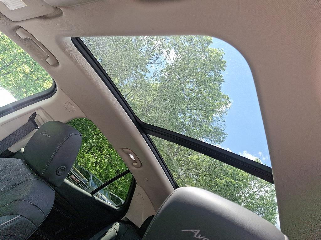 used 2023 Buick Envision car, priced at $34,495