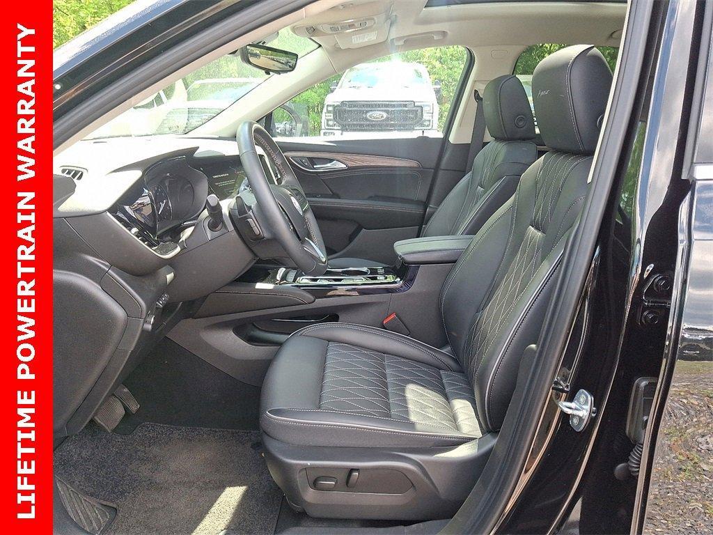used 2023 Buick Envision car, priced at $33,330
