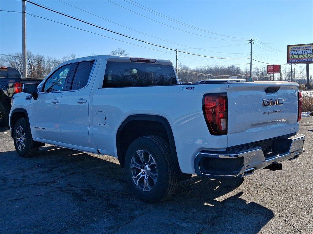 new 2025 GMC Sierra 1500 car, priced at $52,625