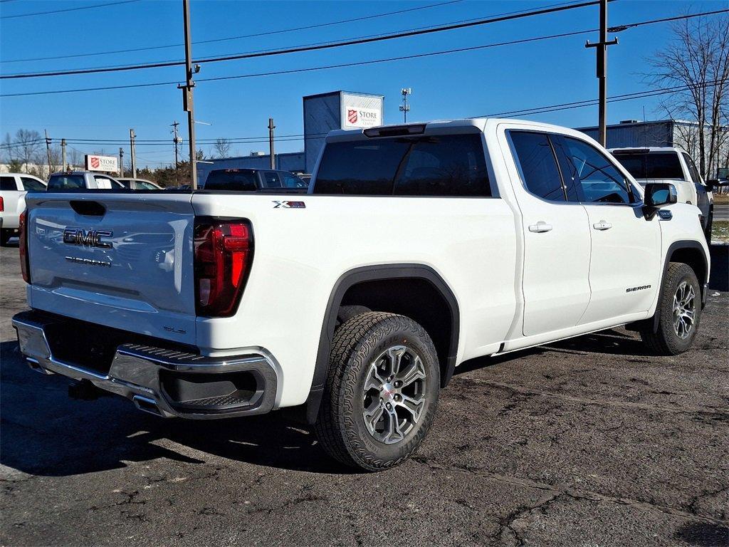 new 2025 GMC Sierra 1500 car, priced at $52,625