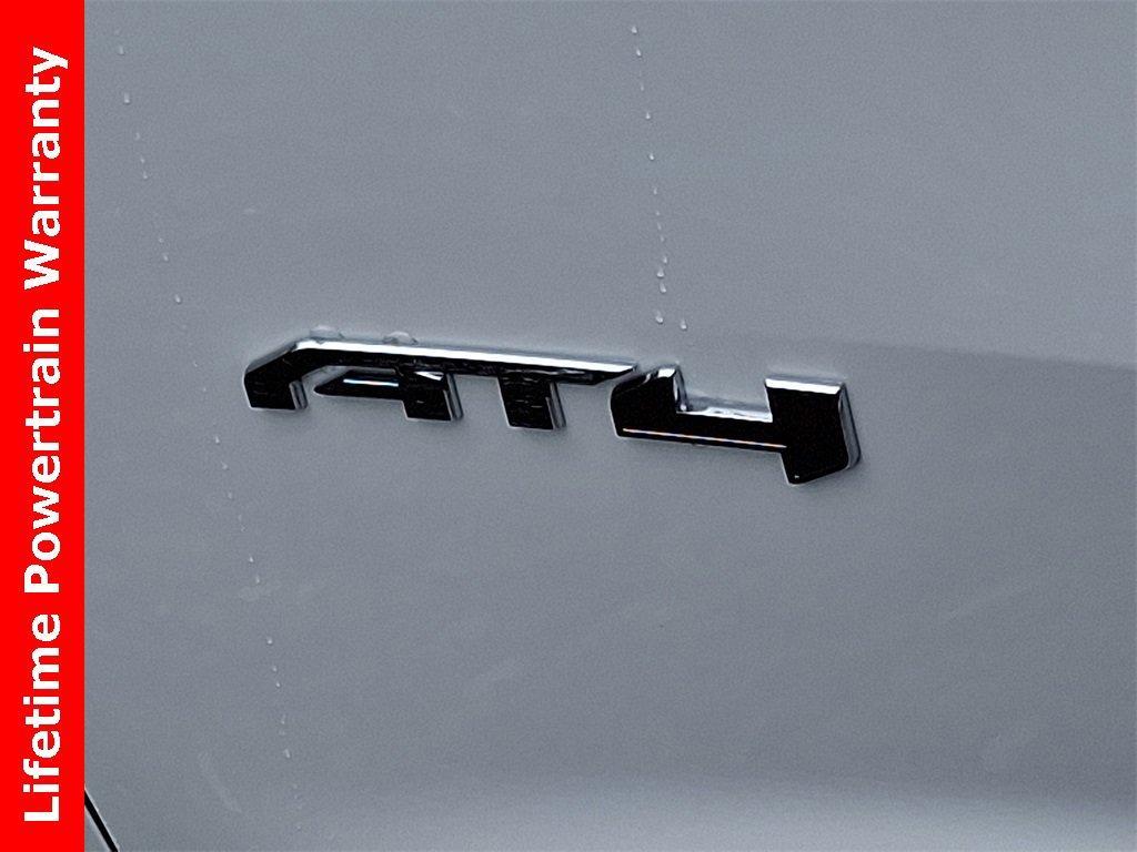 new 2025 GMC Acadia car, priced at $51,960