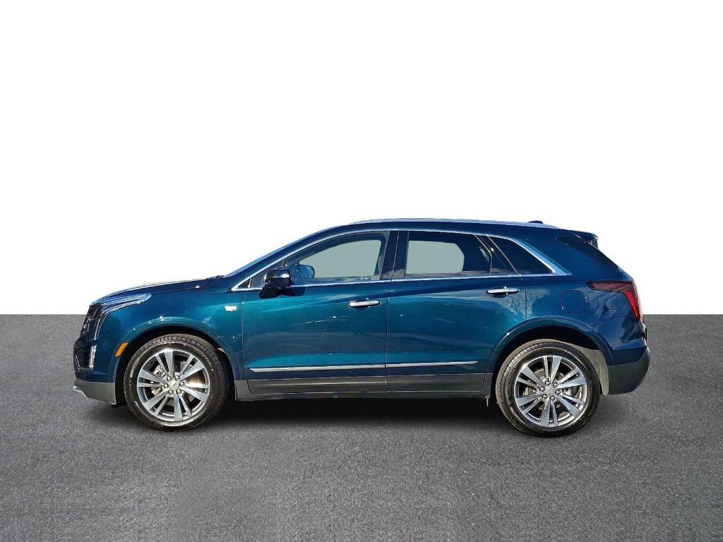 used 2025 Cadillac XT5 car, priced at $45,995