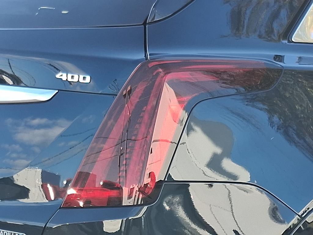 used 2025 Cadillac XT5 car, priced at $45,995