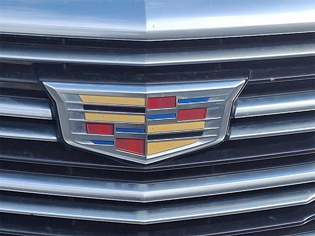 used 2018 Cadillac XT5 car, priced at $15,824