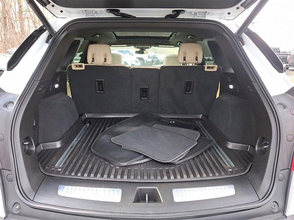 used 2018 Cadillac XT5 car, priced at $15,824