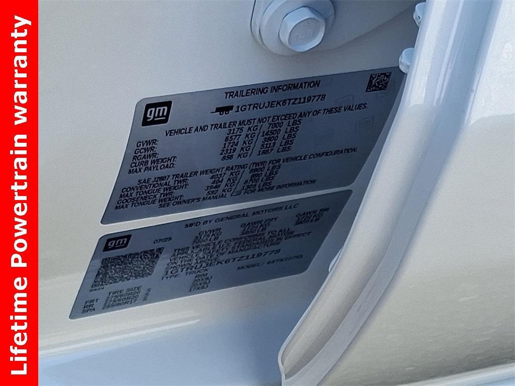 new 2026 GMC Sierra 1500 car, priced at $47,295