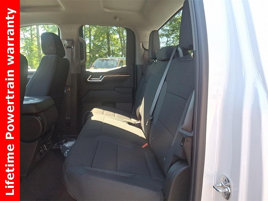 new 2026 GMC Sierra 1500 car, priced at $47,295