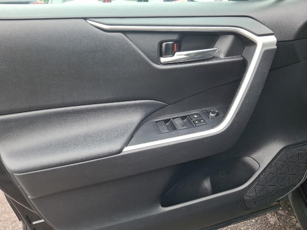 used 2021 Toyota RAV4 Hybrid car, priced at $28,489