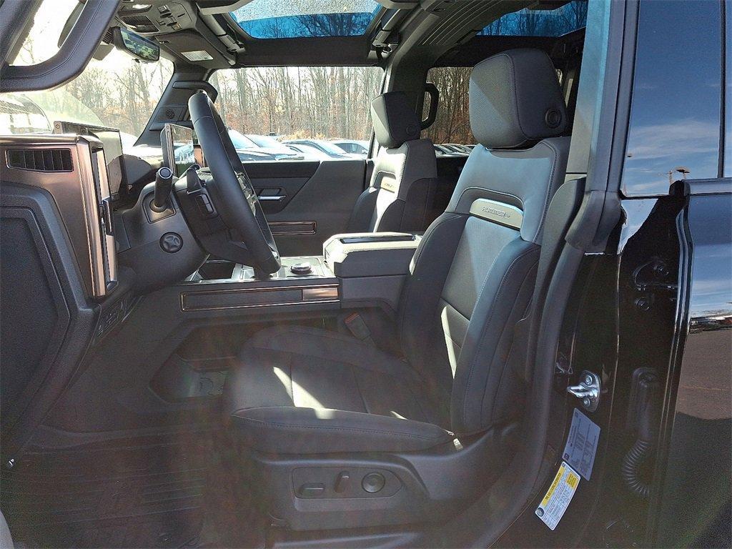 new 2025 GMC HUMMER EV Pickup car, priced at $102,130