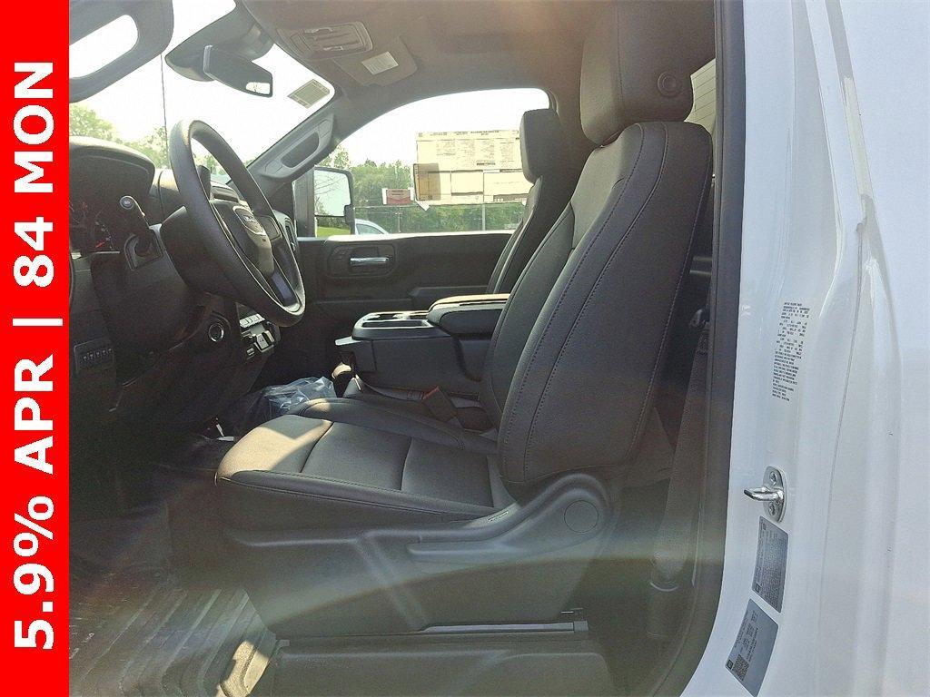 new 2025 GMC Sierra 3500 car, priced at $78,623