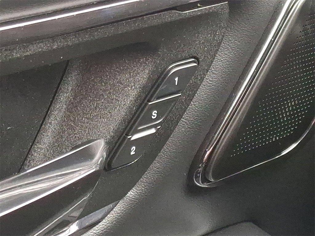 used 2022 Ram 1500 car, priced at $38,367