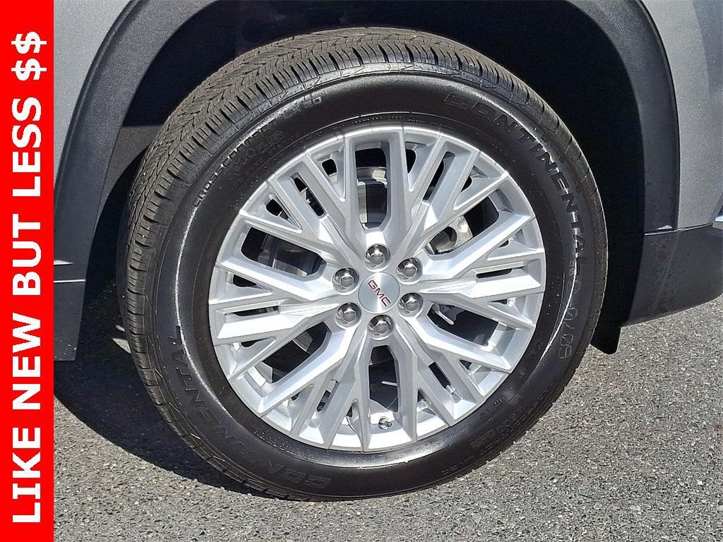 used 2025 GMC Acadia car, priced at $47,327