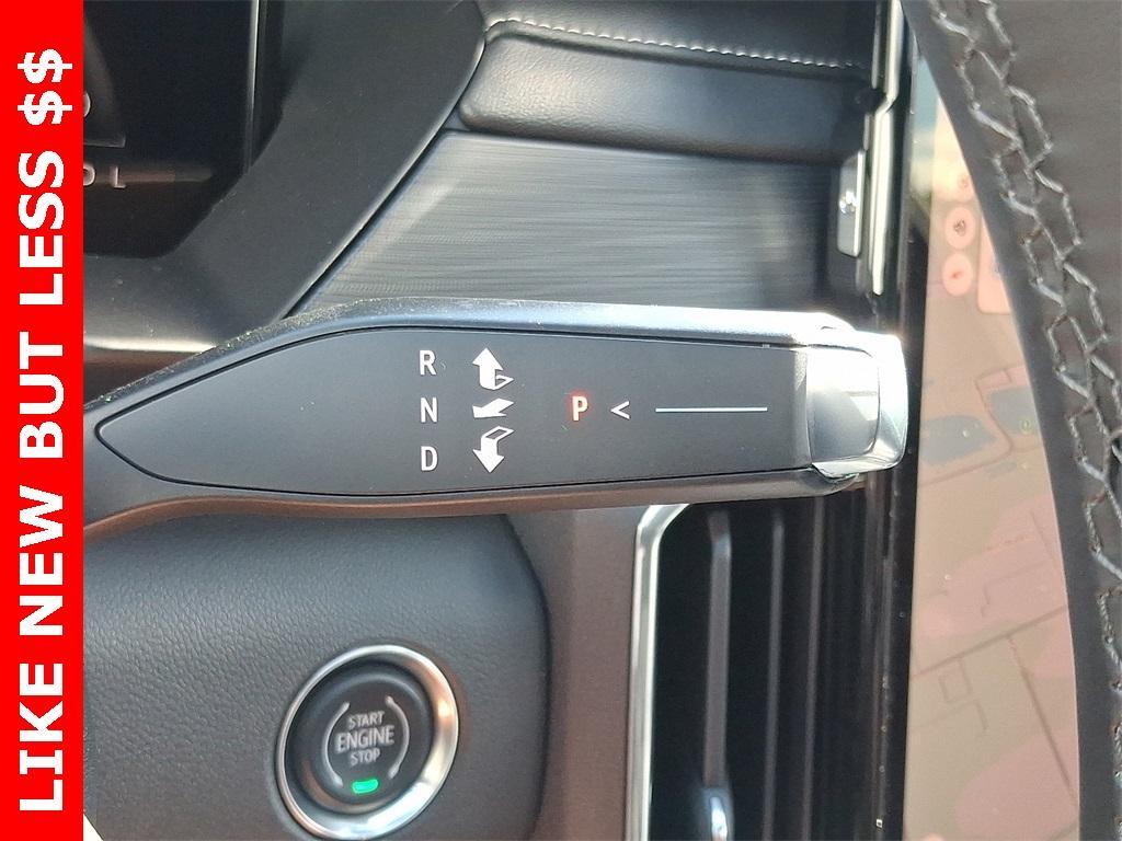 used 2025 GMC Acadia car, priced at $47,327