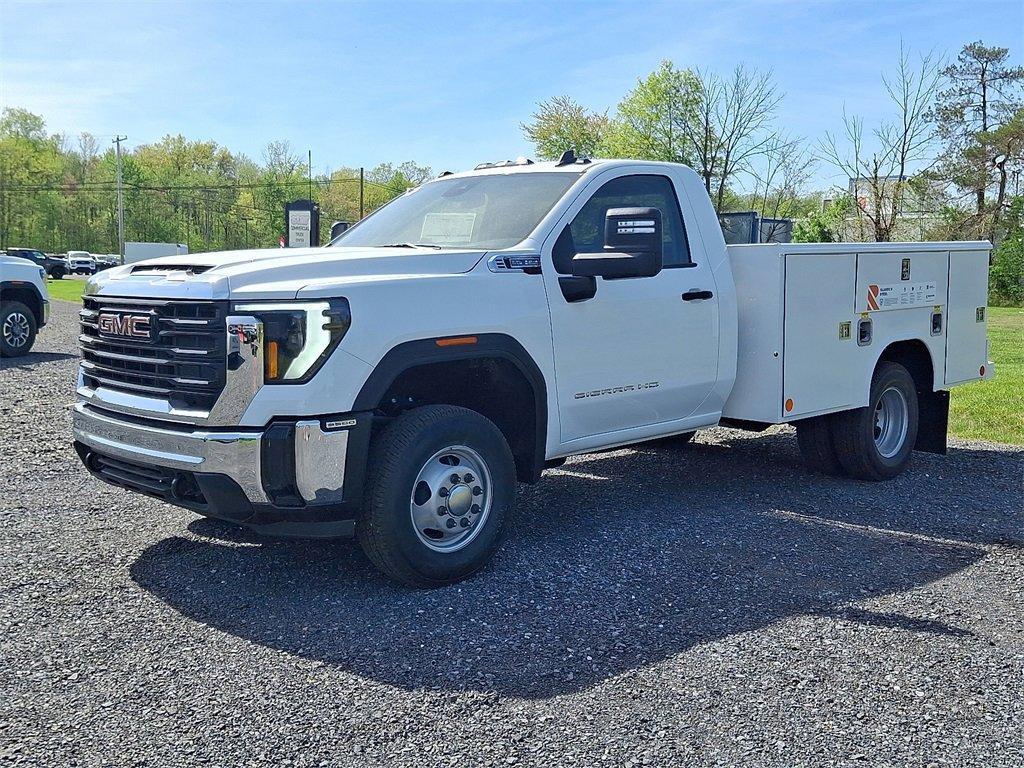 new 2025 GMC Sierra 3500 car, priced at $71,583