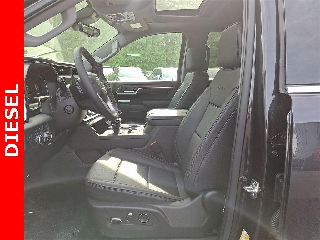 new 2025 GMC Sierra 1500 car, priced at $66,800
