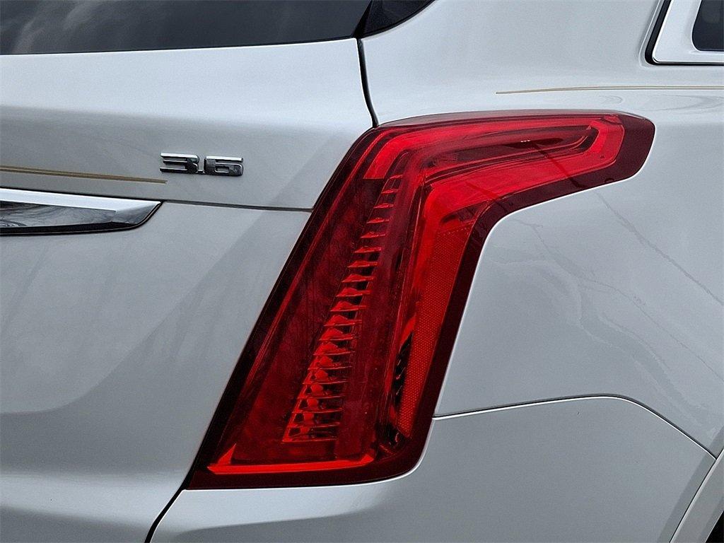 used 2019 Cadillac XT5 car, priced at $24,667