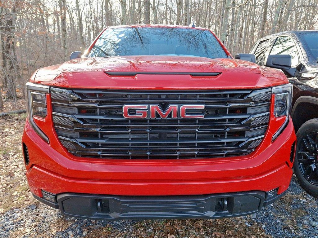 new 2025 GMC Sierra 1500 car, priced at $54,530