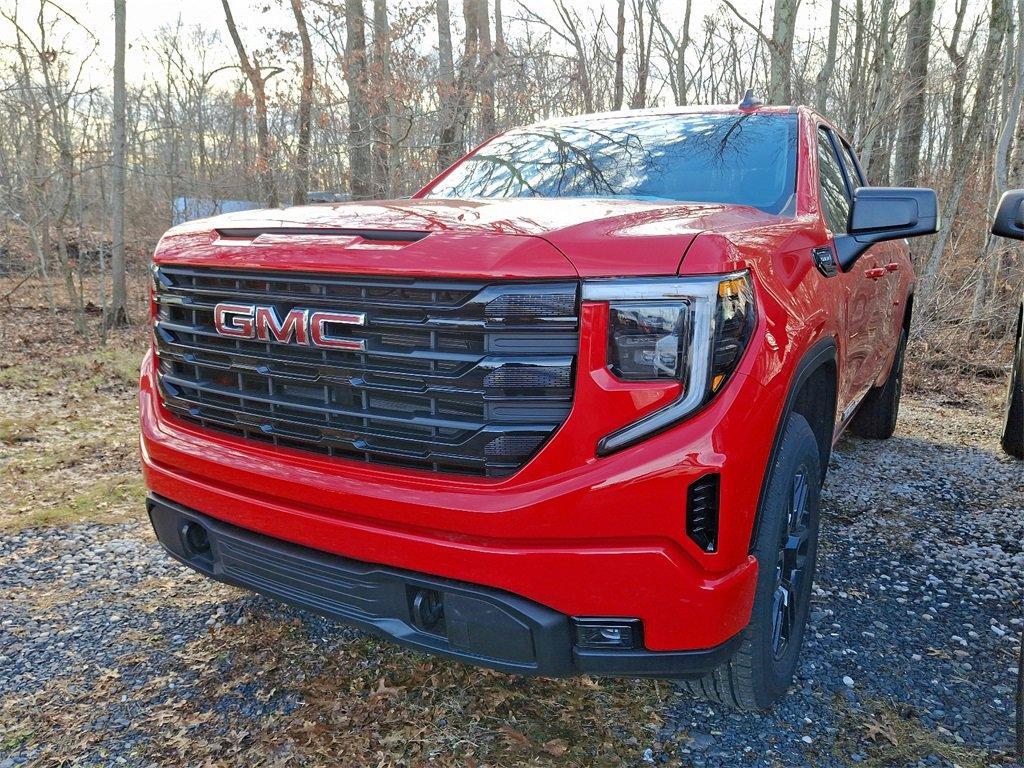 new 2025 GMC Sierra 1500 car, priced at $54,530