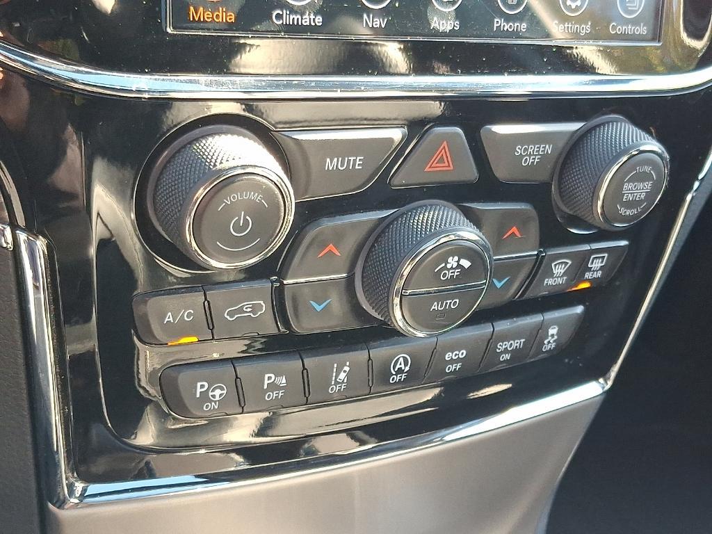 used 2021 Jeep Grand Cherokee car, priced at $28,789