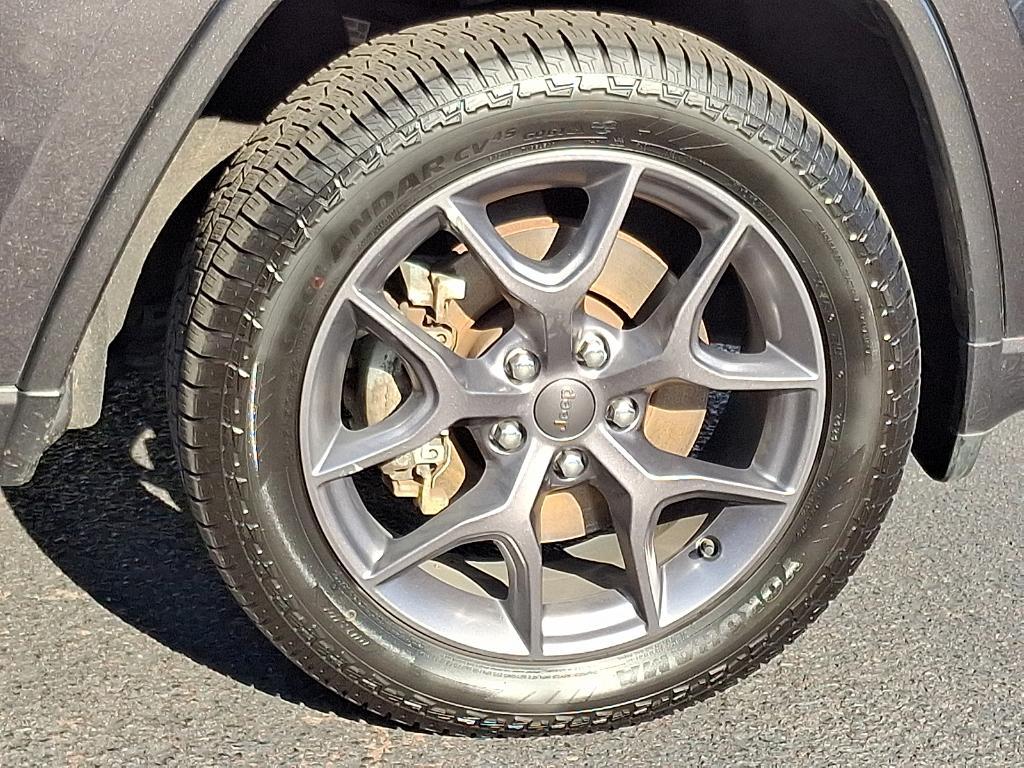 used 2021 Jeep Grand Cherokee car, priced at $28,789