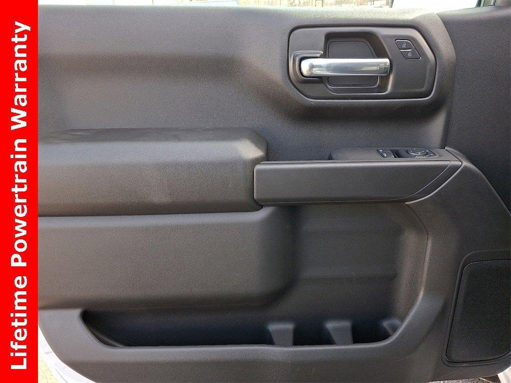 new 2025 GMC Sierra 1500 car, priced at $37,525