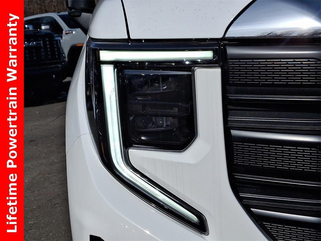 new 2025 GMC Sierra 1500 car, priced at $38,525