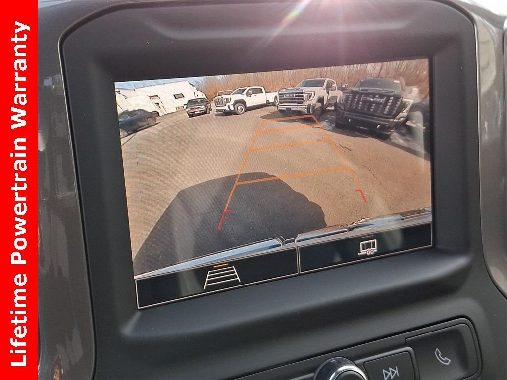new 2025 GMC Sierra 1500 car, priced at $38,525