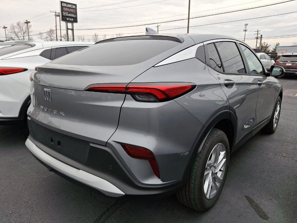 new 2025 Buick Envista car, priced at $24,325