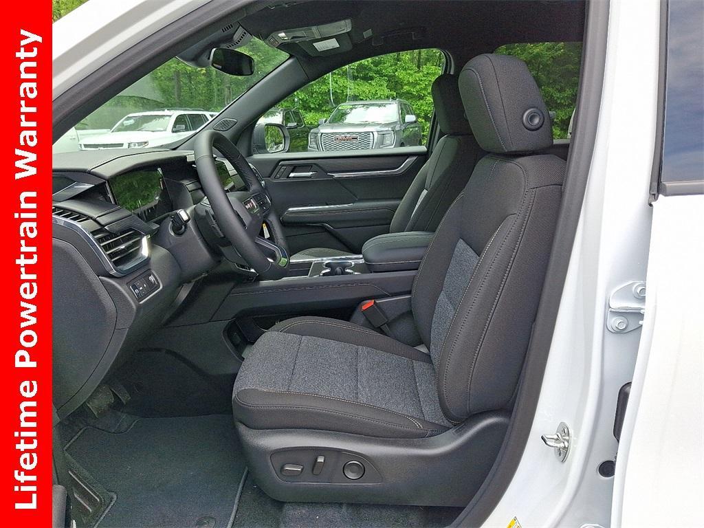 new 2025 GMC Acadia car, priced at $43,035