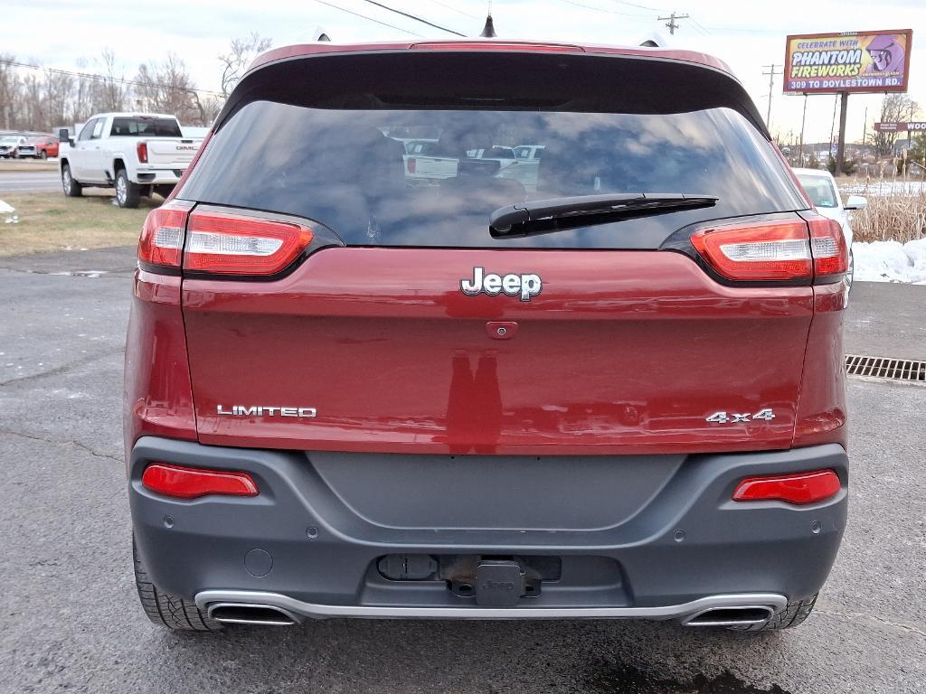 used 2015 Jeep Cherokee car, priced at $14,995