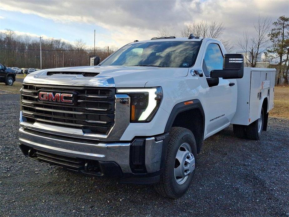 new 2025 GMC Sierra 3500 car, priced at $71,330