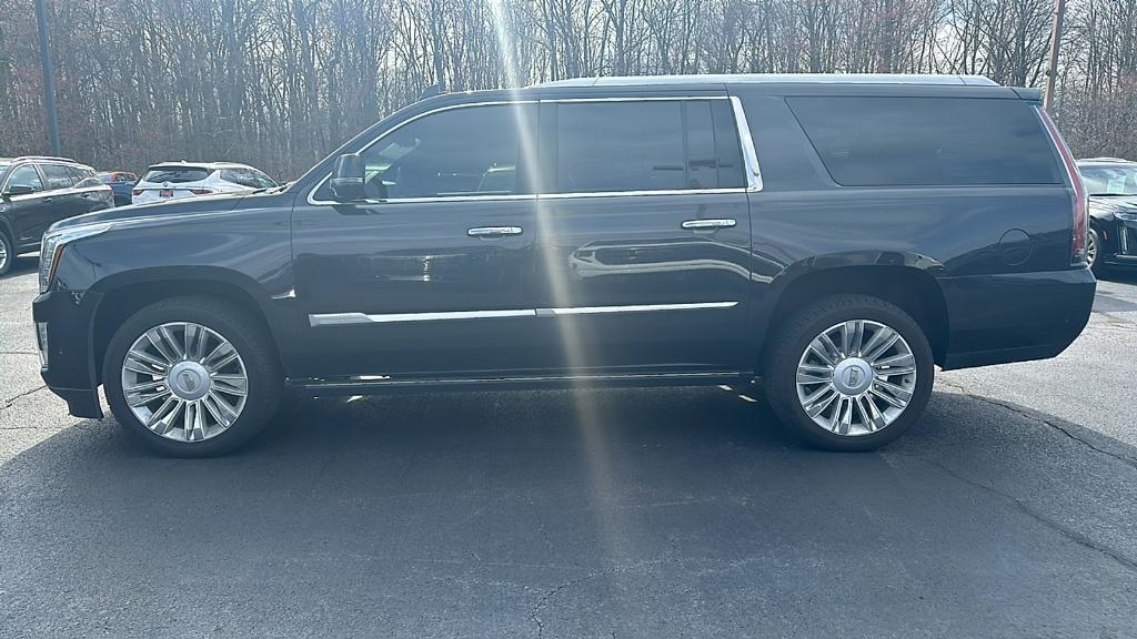 used 2019 Cadillac Escalade ESV car, priced at $48,400