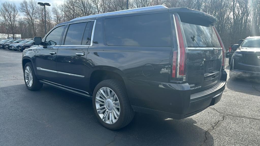 used 2019 Cadillac Escalade ESV car, priced at $48,400