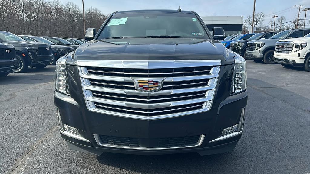 used 2019 Cadillac Escalade ESV car, priced at $48,400