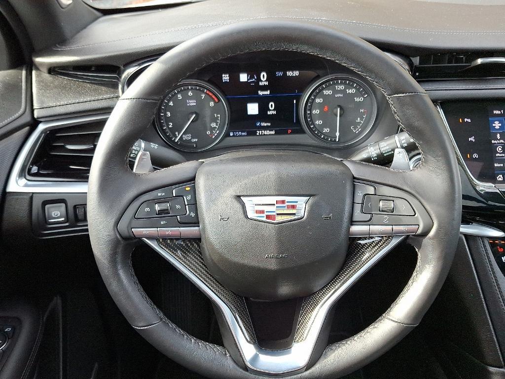 used 2022 Cadillac XT6 car, priced at $40,995